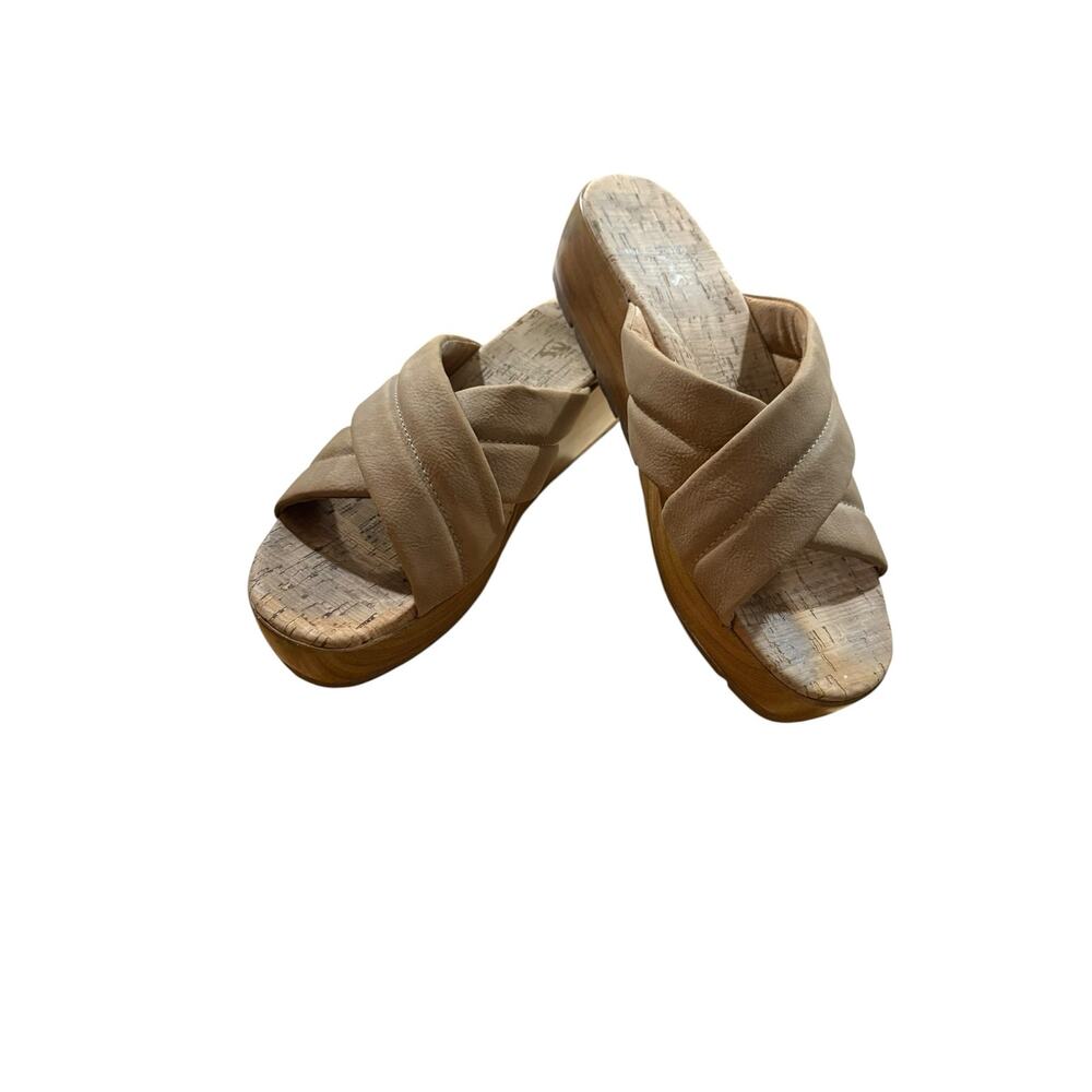 Korks-Ease Tan Crisscross Platform Slide Sandals sz 10